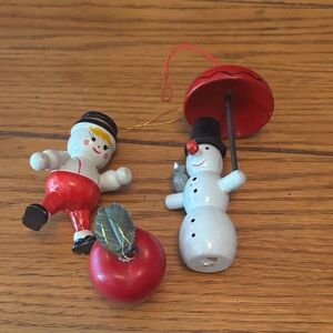 Festive Wooden Snowmen and apple ornaments